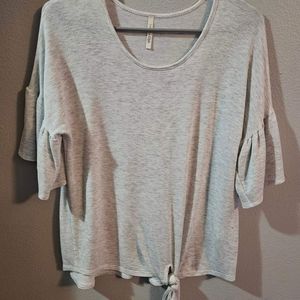 Front Knot Flowy Sleeve Top